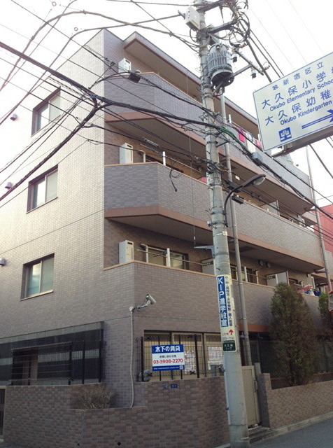 プレール・ドゥーク東新宿Ⅱ